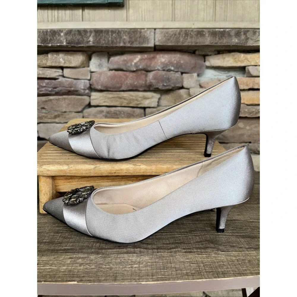 Life Stride SoftSystem Flex Womens Pumps Heels Shoes 11M Grey Satin Jewel Formal - Picture 7 of 16